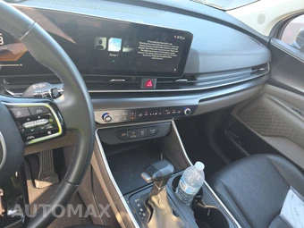 2025 Kia Carnival MPV LXS 121.7" WB - miniatura 11