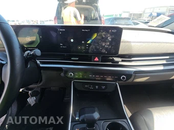 2025 Kia Carnival MPV LXS 121.7" WB - miniatura 11