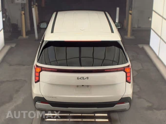 2025 Kia Carnival MPV LXS 121.7" WB - miniatura 5