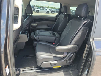 2025 Kia Carnival MPV LXS 121.7" WB - miniatura 13