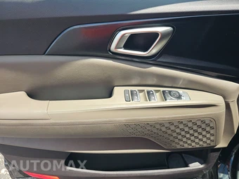 2025 Kia Carnival MPV LXS 121.7" WB - miniatura 9