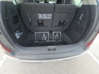 2025 Kia Carnival MPV LXS 121.7" WB - miniatura 17
