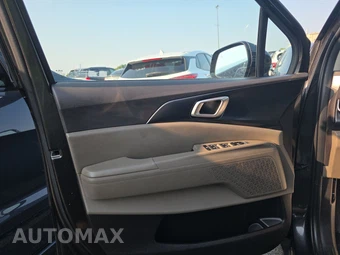 2025 Kia Carnival MPV LXS 121.7" WB - miniatura 9