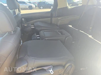 2025 Kia Carnival MPV LXS 121.7" WB - miniatura 13