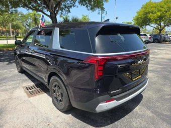 2025 Kia Carnival MPV LXS 121.7" WB - miniatura 2