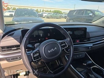 2025 Kia Carnival MPV LXS 121.7" WB - miniatura 11