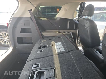 2025 Kia Carnival MPV LXS 121.7" WB - miniatura 14