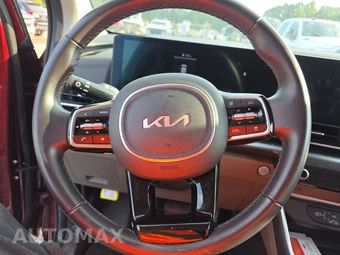 2025 Kia Carnival MPV LXS 121.7" WB - miniatura 10