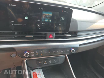2025 Kia Carnival MPV LXS 121.7" WB - miniatura 11