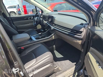 2025 Kia Carnival MPV LXS 121.7" WB - miniatura 8