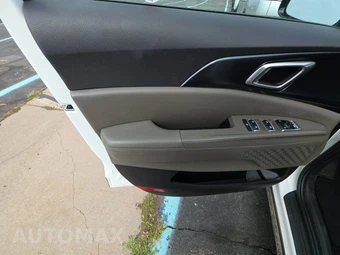 2025 Kia Carnival MPV LXS 121.7" WB - miniatura 9