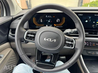 2025 Kia Carnival MPV LXS 121.7" WB - miniatura 13