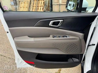 2025 Kia Carnival MPV LXS 121.7" WB - miniatura 19