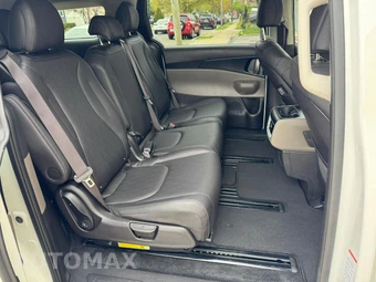 2025 Kia Carnival MPV LXS 121.7" WB - miniatura 7