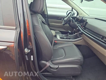 2025 Kia Carnival MPV LXS 121.7" WB - miniatura 8