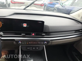 2025 Kia Carnival MPV LXS 121.7" WB - miniatura 11