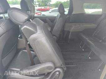 2025 Kia Carnival MPV LXS 121.7" WB - miniatura 13