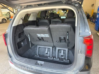2025 Kia Carnival MPV LXS 121.7" WB - miniatura 16