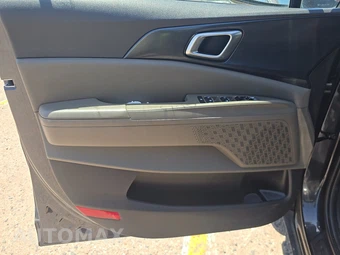 2025 Kia Carnival MPV LXS 121.7" WB - miniatura 9