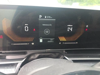2025 Kia Carnival MPV LXS 121.7" WB - miniatura 12