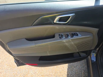 2025 Kia Carnival MPV LXS 121.7" WB - miniatura 9