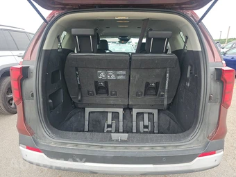 2025 Kia Carnival MPV LXS 121.7" WB - miniatura 17