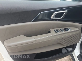 2025 Kia Carnival MPV LXS 121.7" WB - miniatura 9