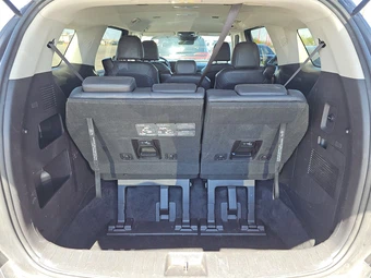 2025 Kia Carnival MPV LXS 121.7" WB - miniatura 17