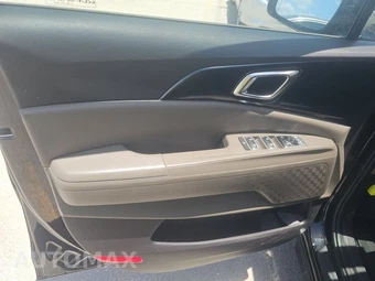 2025 Kia Carnival MPV LXS 121.7" WB - miniatura 9