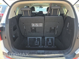 2025 Kia Carnival MPV LXS 121.7" WB - miniatura 17