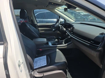 2025 Kia Carnival MPV LXS 121.7" WB - miniatura 8