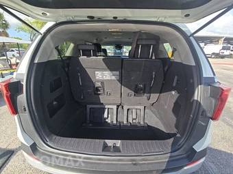 2025 Kia Carnival MPV LXS 121.7" WB - miniatura 17
