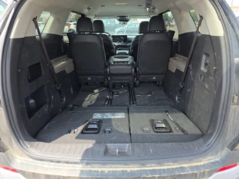 2025 Kia Carnival MPV LXS 121.7" WB - miniatura 17