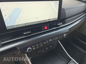 2025 Kia Carnival MPV LXS 121.7" WB - miniatura 11