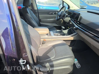2025 Kia Carnival MPV LXS 121.7" WB - miniatura 8