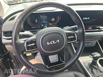 2025 Kia Carnival MPV LXS 121.7" WB - miniatura 10