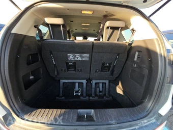 2025 Kia Carnival MPV LXS 121.7" WB - miniatura 17