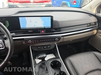 2025 Kia Carnival MPV LXS 121.7" WB - miniatura 11