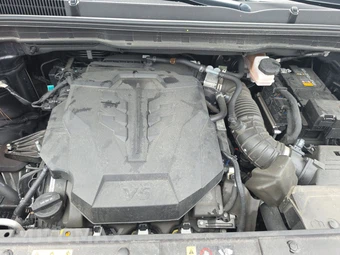 2025 Kia Carnival MPV LXS 121.7" WB - miniatura 16