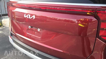 2025 Kia Carnival MPV LXS 121.7" WB - miniatura 21
