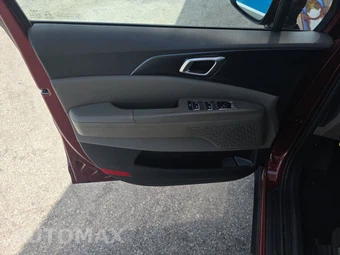2025 Kia Carnival MPV LXS 121.7" WB - miniatura 9