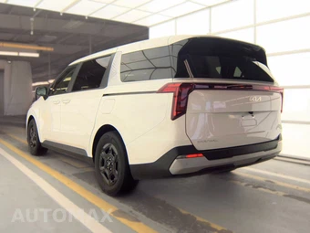 2025 Kia Carnival MPV LXS 121.7" WB - miniatura 6