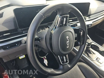 2025 Kia Carnival MPV LXS 121.7" WB - miniatura 10