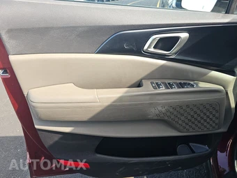 2025 Kia Carnival MPV LXS 121.7" WB - miniatura 9