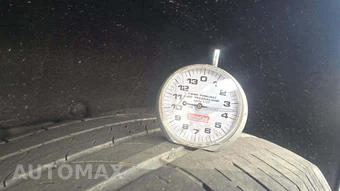2025 Kia Carnival MPV LXS 121.7" WB - miniatura 28