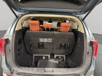 2025 Kia Carnival MPV SX 121.7" WB - miniatura 9