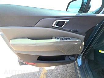 2025 Kia Carnival MPV SX 121.7" WB - miniatura 9