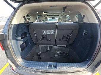 2025 Kia Carnival MPV SX 121.7" WB - miniatura 17