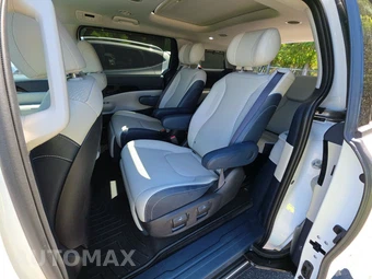 2025 Kia Carnival MPV SX Prestige 121.7" WB - miniatura 13