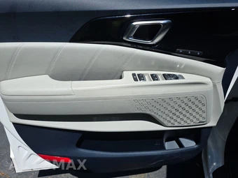 2025 Kia Carnival MPV SX Prestige 121.7" WB - miniatura 9